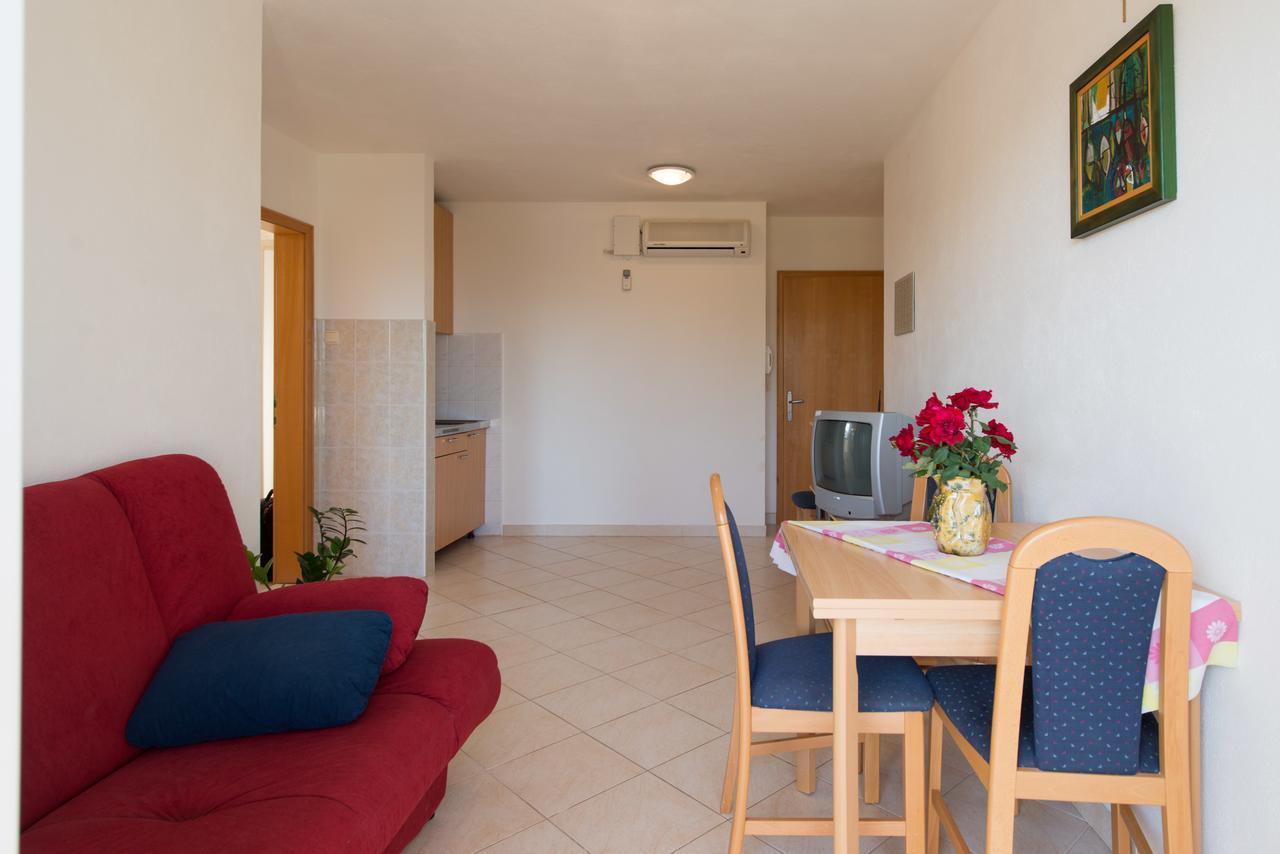 בול Sun House Apartments מראה חיצוני תמונה